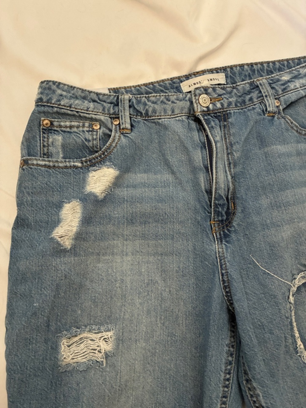 Almost Famous Women’s Distressed Blue Women's Ripped Jeans Size 13 - Picture 4 of 10